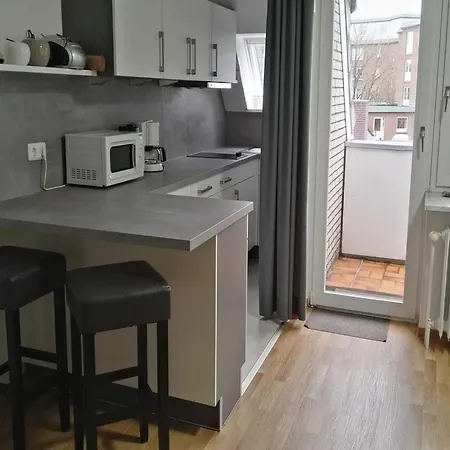 Haus Meeresbrise Wohn-nr- 7 Mit Balkon By Interhome * Büsum
